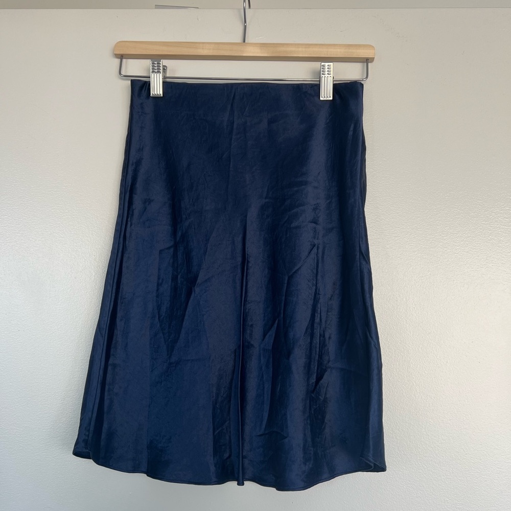 Aritzia Babaton mini silk slip skirt navy